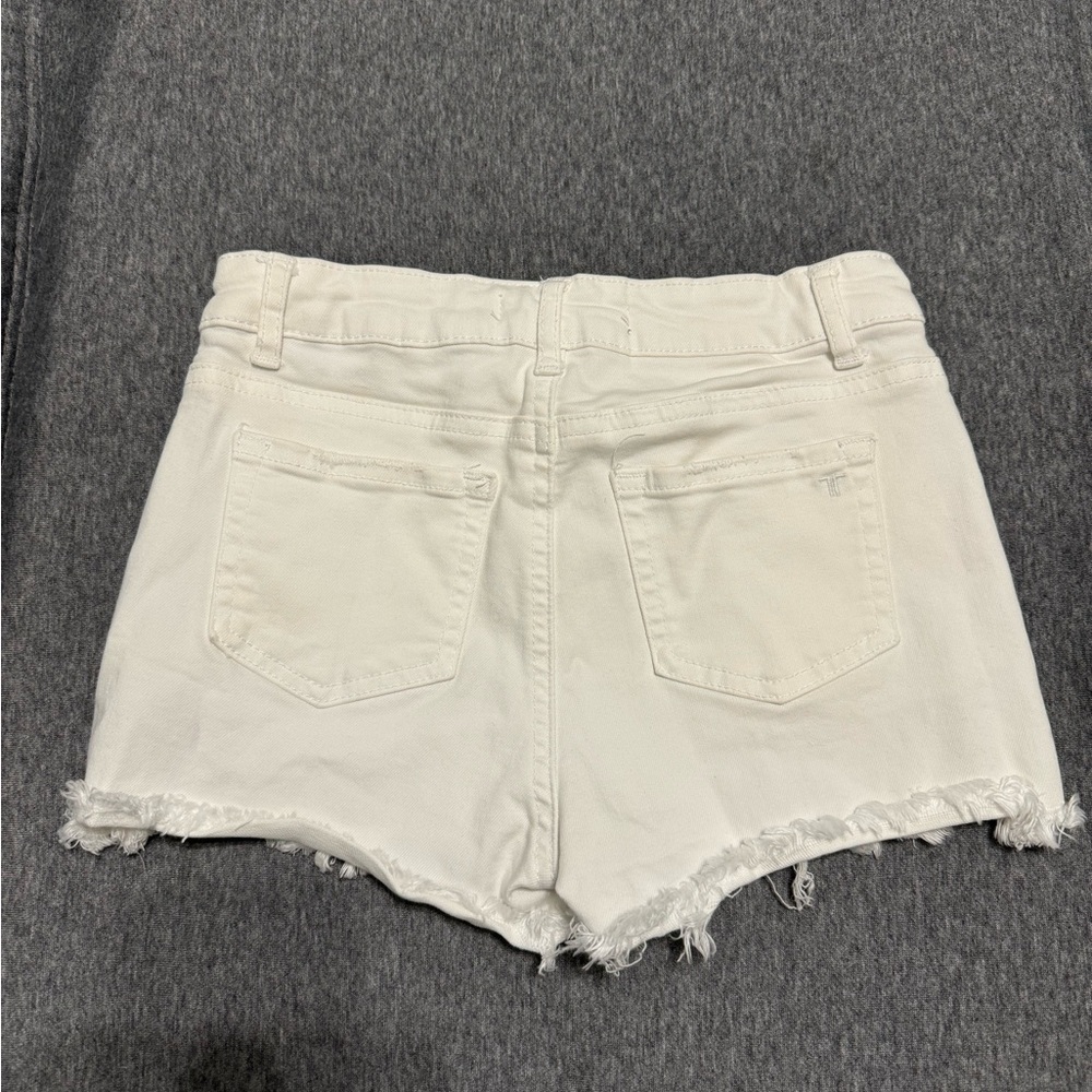 White Tractr shorts